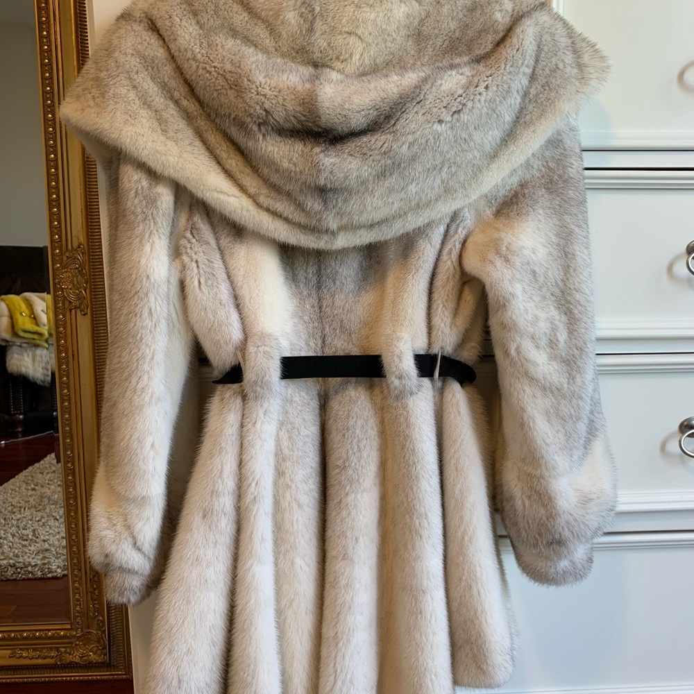 100% luxury high quality Real female mink coat - Picture 5 of 10